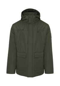 Olivgrön isolerad parka med en justerbar huva, dragkedja fram och två framfickor med lappar. Slät ytteryta och subtilt sydda linjer.