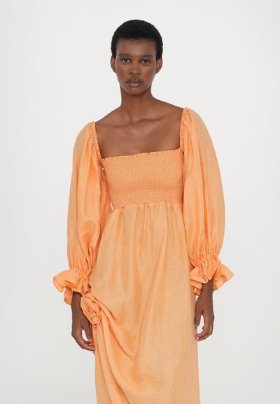 Sleeper ATLANTA DRESS WITH ROSE DETAIL - Vestito casual - coral