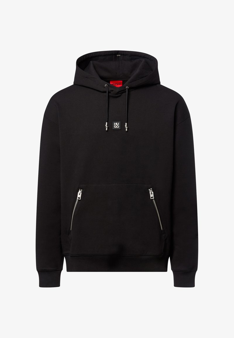 Felpa nera con cappuccio realizzata in morbido tessuto misto cotone. Presenta tasche frontali con zip, cordini e una piccola etichetta con logo sul petto.