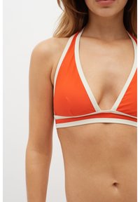 InWear Bikinio viršutinė dalis - cherry tomato