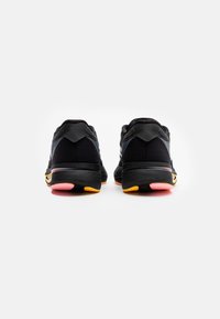adidas Performance ADIZERO   - Laufschuh Straße - core black/zero metallic/spark