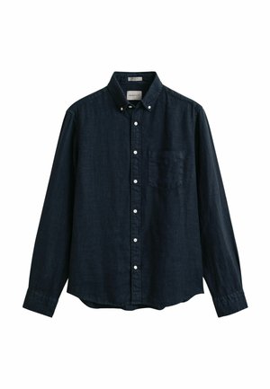 Chemise bleu foncé à manches longues avec boutons, poche poitrine et col boutonné, présentée sur un fond blanc.