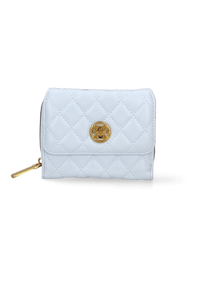 Portafoglio trapuntato azzurro chiaro con chiusura a molla rotonda dorata, caratterizzato da una chiusura a zip e un motivo testurizzato. Forma rettangolare compatta.