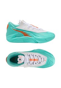 Scarpe da corsa turchesi con dettagli bianchi e arancioni. Tomaia sintetica liscia, pannelli laterali testurizzati e suola in gomma con motivo. Design con lacci.