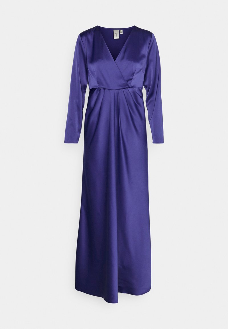 Îmbrăcăminte de ocazie