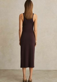 Reiss LOLA RUCHED RACER MIDI - Etuikleid - burgundy