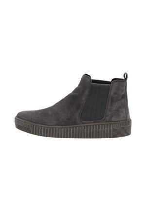 Bottes chelsea en daim gris foncé avec des panneaux élastiques sur les côtés, semelle en caoutchouc texturée, et languette à l'arrière pour un enfilage facile.