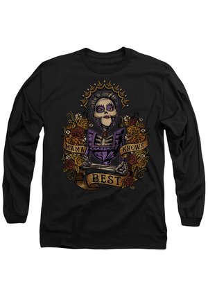 Schwarzes Langarmshirt mit einem bunten Schädel-Design und floralen Akzenten, beschriftet mit "Mama weiß es am besten" in einem dekorativen Banner.