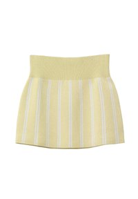 Jupe tricotée jaune avec une large ceinture côtelée et des rayures blanches verticales, forme évasée.