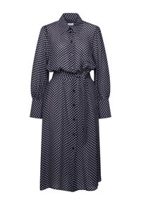 Robe midi bleu foncé avec motif circulaire blanc, manches longues bouffantes, devant boutonné, col pointu et ceinture assortie en tissu à la taille.
