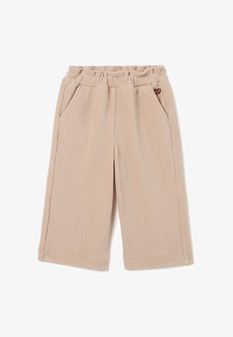 Beige corduroy shorts met een elastische tailleband, twee zijzakken en een subtiele geribde textuur. Kleine hartdetails aan de voorkant.