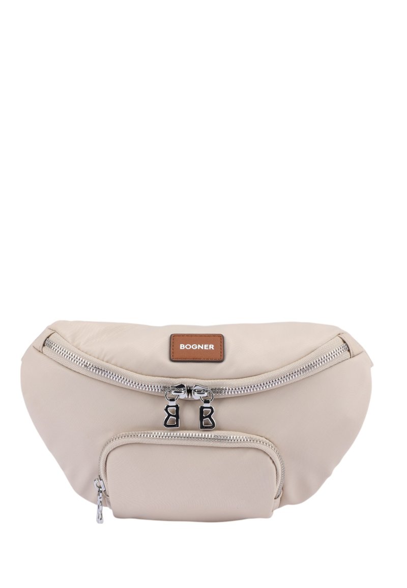 Marsupio in nylon beige con un compartimento principale con cerniera, una tasca frontale più piccola, hardware argento e un'etichetta con logo marrone.