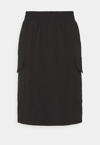 Czarna spódnica do kolan wykonana z miękkiego materiału, z elastycznym pasem i dwiema bocznymi kieszeniami cargo dla dodatkowego akcentu.