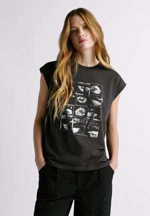 W11 BUFFY - T-shirt print - black