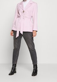 ONLY Petite Tunn jacka - lilac