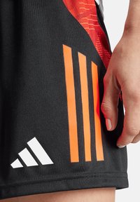 adidas Performance Kurze Sporthose - schwarz