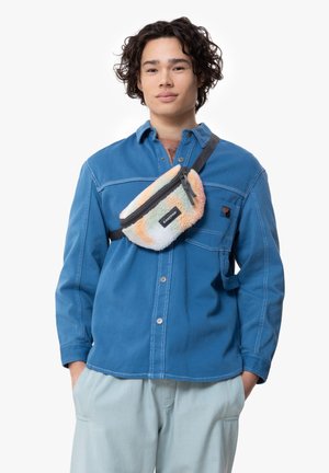 Eastpak SPRINGER - Ledvinka - shear dye