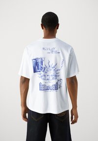 Replay - T-shirt z nadrukiem