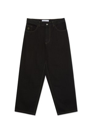 Czarne spodnie o szerokich nogawkach, skrócone, zapinane z przodu na guziki i zamek błyskawiczny, z pętlami na pasek, przednimi kieszeniami oraz żółtymi przeszyciami.