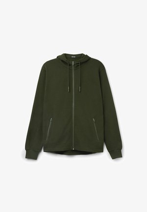Sudadera verde con cremallera hecha de tela suave, que presenta una capucha, cordones, dos bolsillos laterales con cremallera y puños acanalados. Textura suave, corte relajado.
