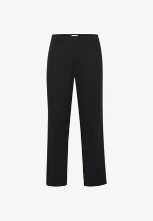 Schwarze Hosen aus glattem Stoff mit einem geraden Bein Design, einem vorderen Knopfverschluss und seitlichen Taschen.