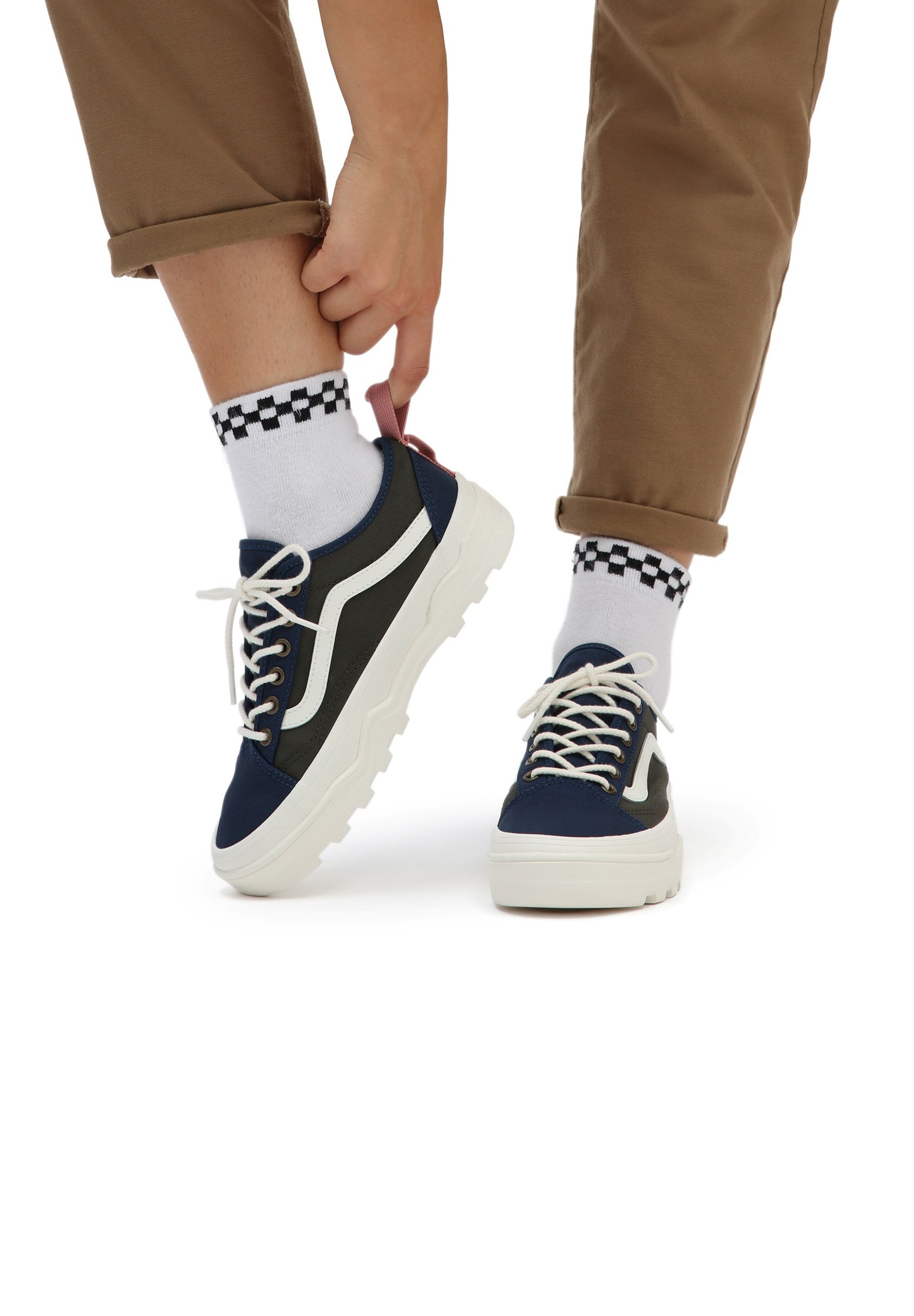 vans sentry old skool black