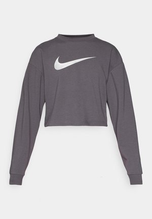 Knapper langærmet sweatshirt i mørkegråt stof med rund hals. Har en fremtrædende hvid Nike-logo på forsiden. Blød tekstur.