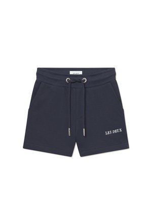 Mørkeblå bomullsshorts med elastisk midje, snøring, sidelommer og hvit "LES DEUX" logo på venstre ben.
