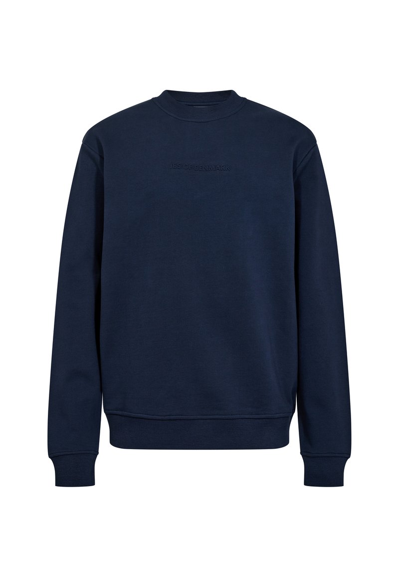 Marineblåt sweatshirt med rund halsudskæring, der har et struktureret stof, ribbede ærmer og et diskret præget logo på brystet.