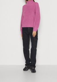 Monki Trui - lilac