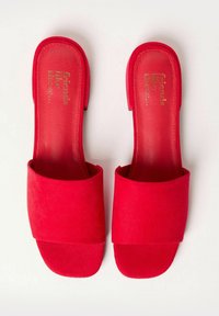 Friends Like These REGULAR FIT - LOW BLOCK HEEL FIT - Matalakantaiset pistokkaat - red