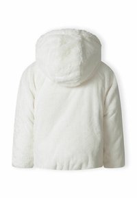 Vit fuskpälsjacka med huva, har en texturerad yta, långa ärmar och en något insydd nederdel för bra passform.