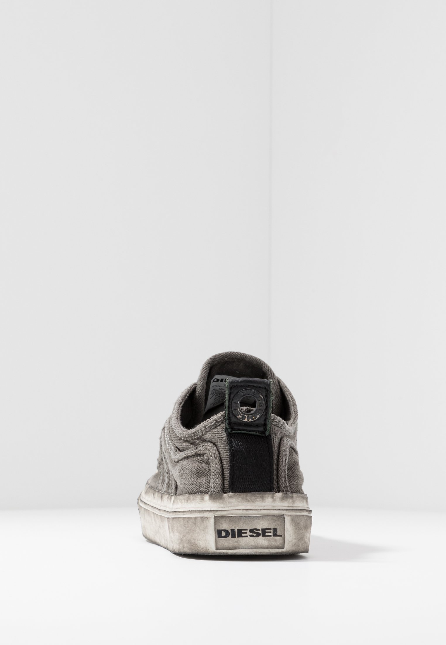 Diesel S-ASTICO LOW LACE - Zapatillas - gunmetal/gris - Zalando.es