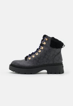 Plateaustiefelette - black