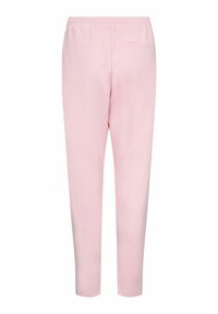 Ružové bavlnené tepláky s elastickým pásom, priliehavým strihom a jedným zadným vreckom. Hladká textúra bez viditeľných vzorov alebo ozdôb.