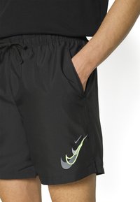 Nike Sportswear M SI WV - Šortai - black