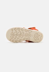 Bisgaard BAGGE - Sandaalid - orange
