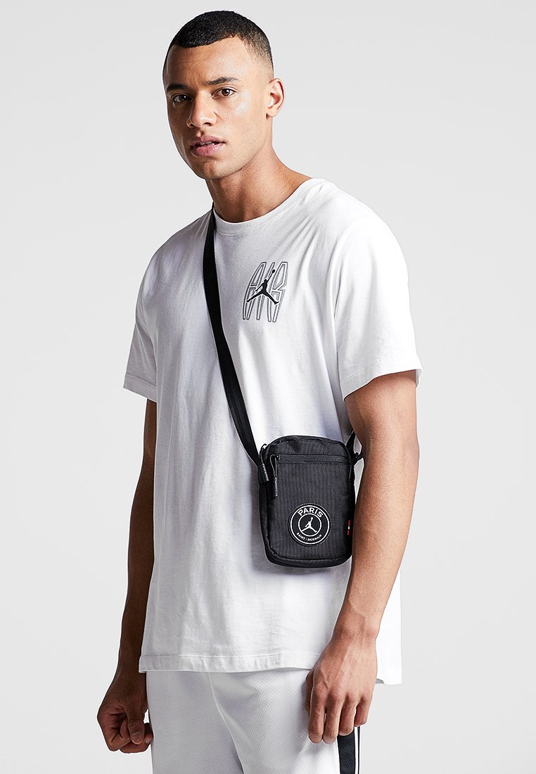 jordan merge festival bag