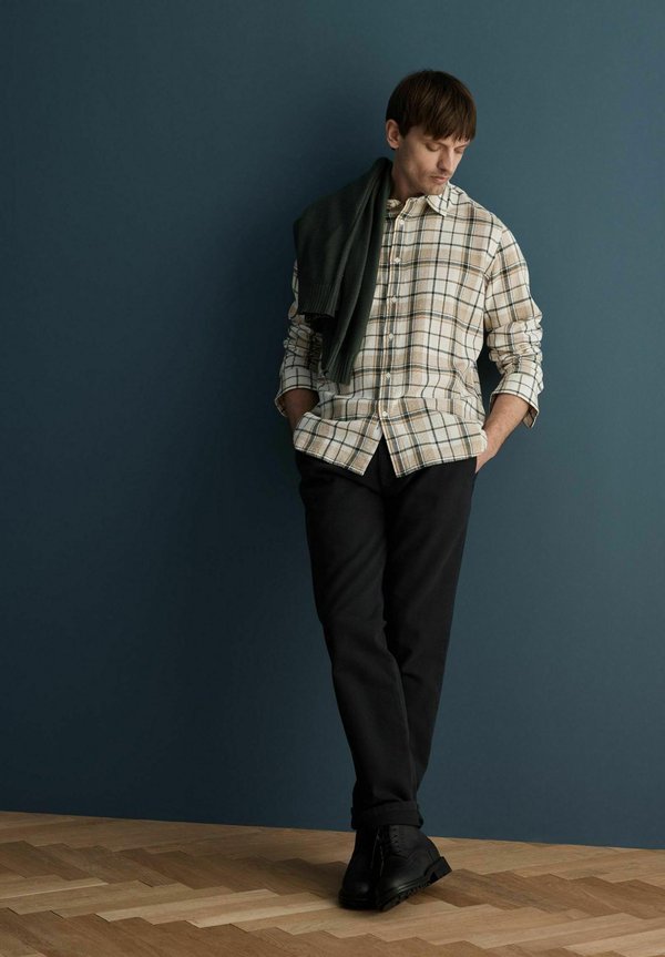 SLH MILES STRUCTURE DYED - Trousers - dark sapphire