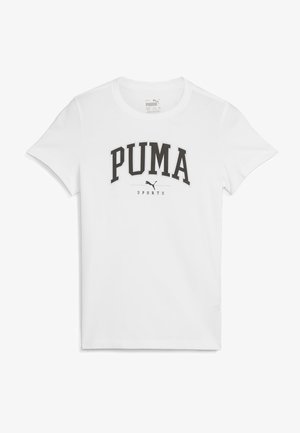 Camiseta de algodón blanca con texto negro "PUMA SPORTS". Presenta un cuello redondo y mangas cortas con una textura suave. Diseño simple.