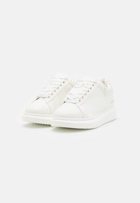Steve Madden FROSTING - Trainers - white