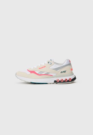 ERS WORLD UNISEX - Sporta apavi - white/pink blast