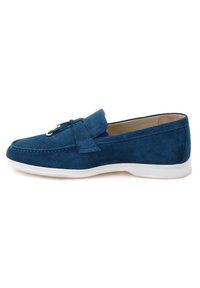 Unselected, blue