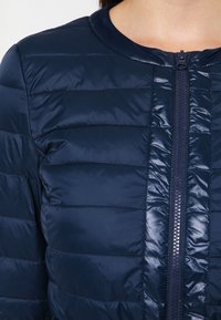 Sisley Allvädersjacka - blue