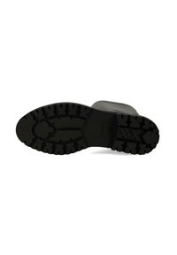 Thumbnail Image 8