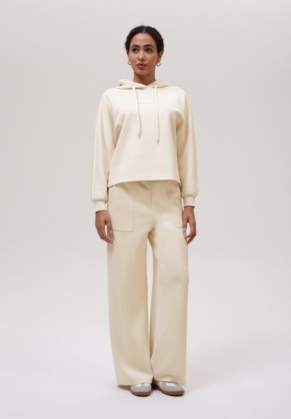 SET - Trainingsanzug - beige