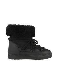 Botas negras con un puño de piel sintética, que presentan un cierre de cordones en la parte delantera, materiales de ante y cuero, y una suela resistente para mejor tracción.