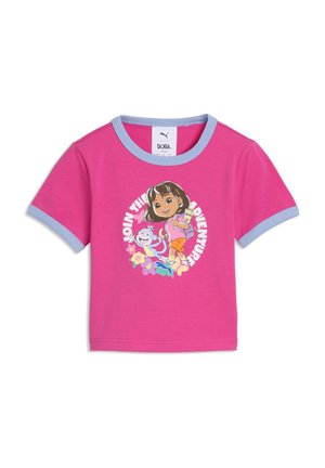 Lyserød T-shirt til børn med lyseblå kant, med Dora the Explorer og venner med teksten "Join the Adventure."