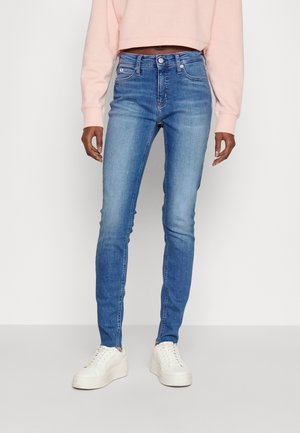 Calvin Klein Jeans MID RISE SKINNY - Jeans Skinny Fit - denim medium