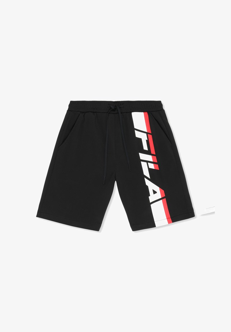 Shorts de sport noirs avec poches latérales et un grand logo vertical FILA en blanc et rouge sur la jambe droite. Fermeture à taille avec cordon de serrage.